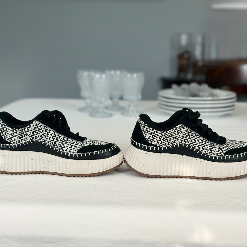 Designer Inspired Platform Sneakers - Picture 4 of 8